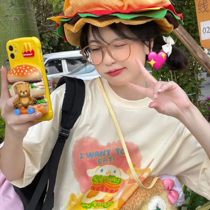 神秘女魔王
